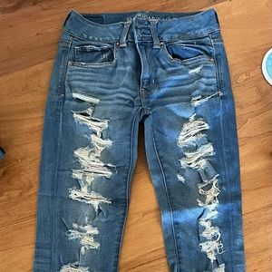 American eagle cropped jeans, size 2